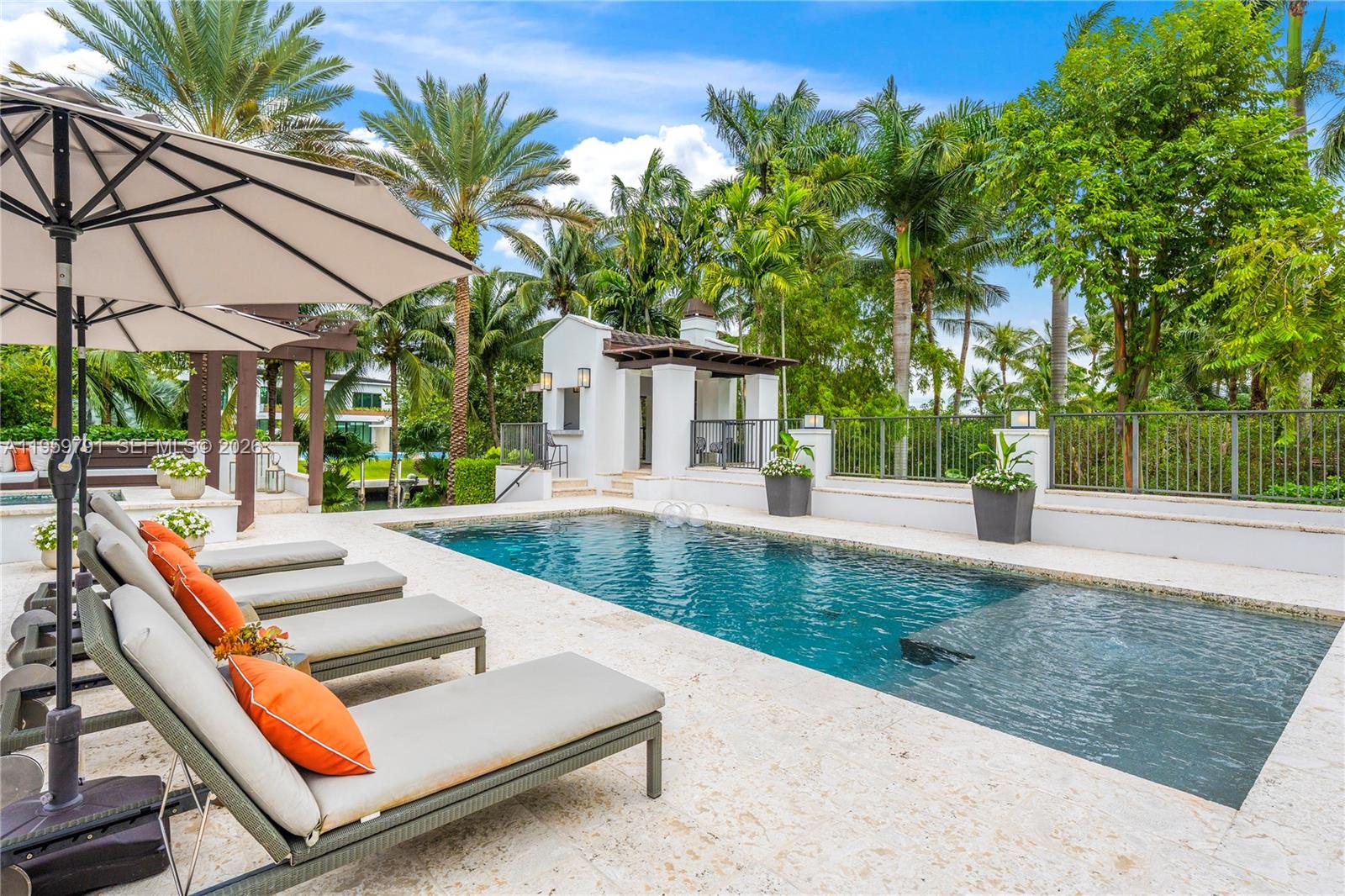 GABLES ESTATES NO 3 - Residential