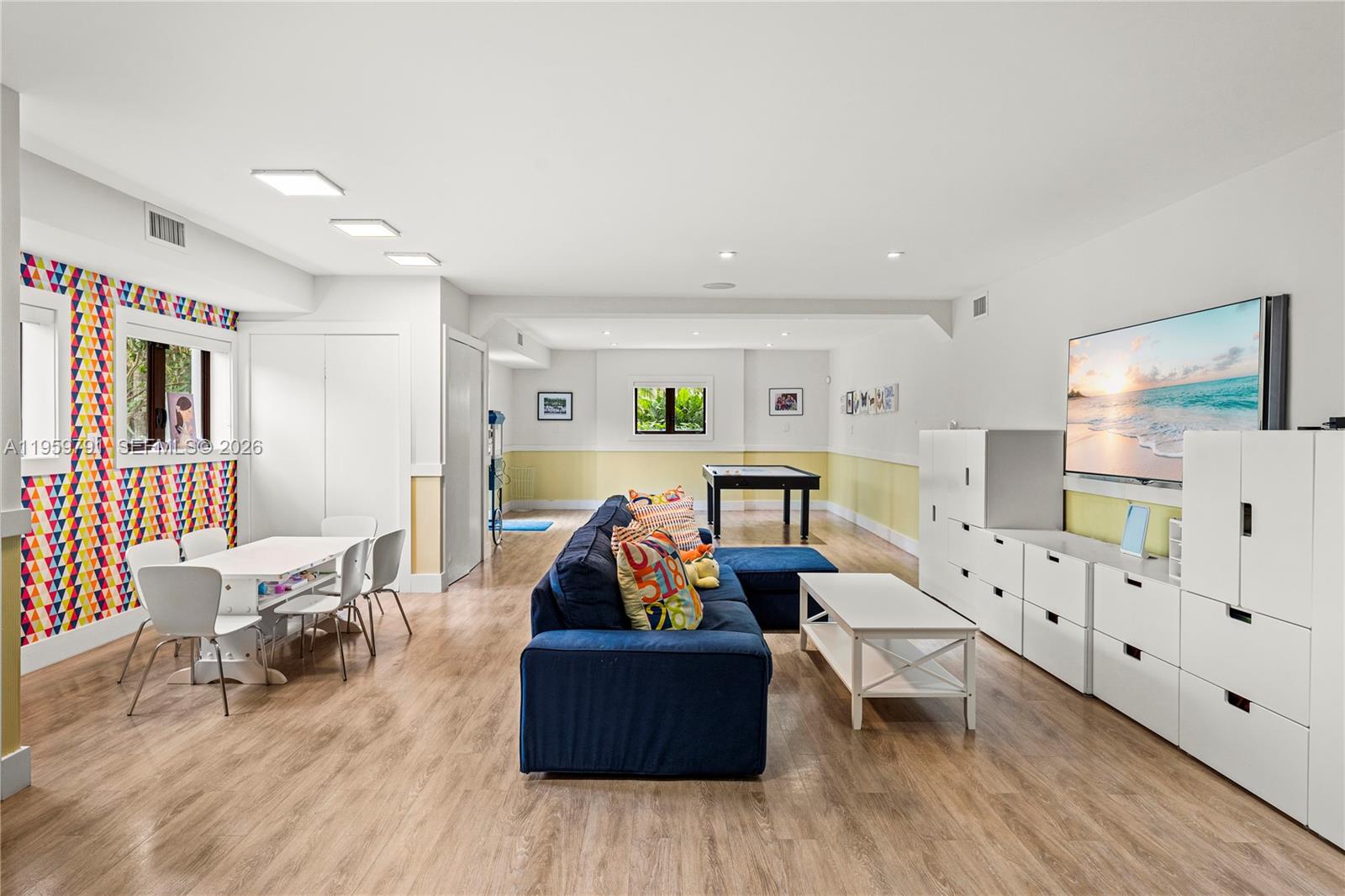 GABLES ESTATES NO 3 - Residential