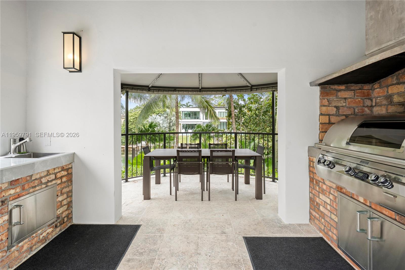 GABLES ESTATES NO 3 - Residential