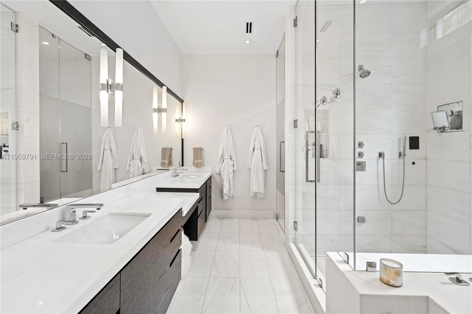 GABLES ESTATES NO 3 - Residential