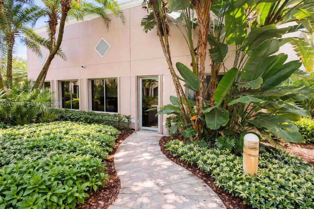 Photo of 1545 N Park Dr, Weston, FL 33326 (MLS # A12000901)