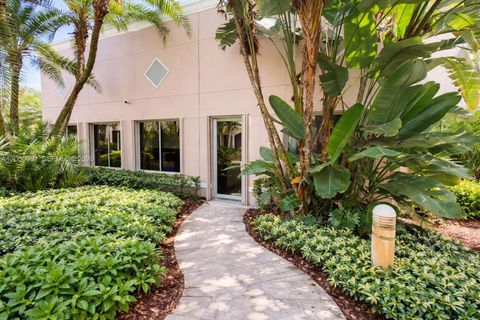 1545 N Park Dr Weston FL 33326