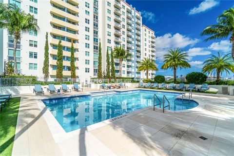 Condominium in Miami FL 3000 Coral Way.jpg