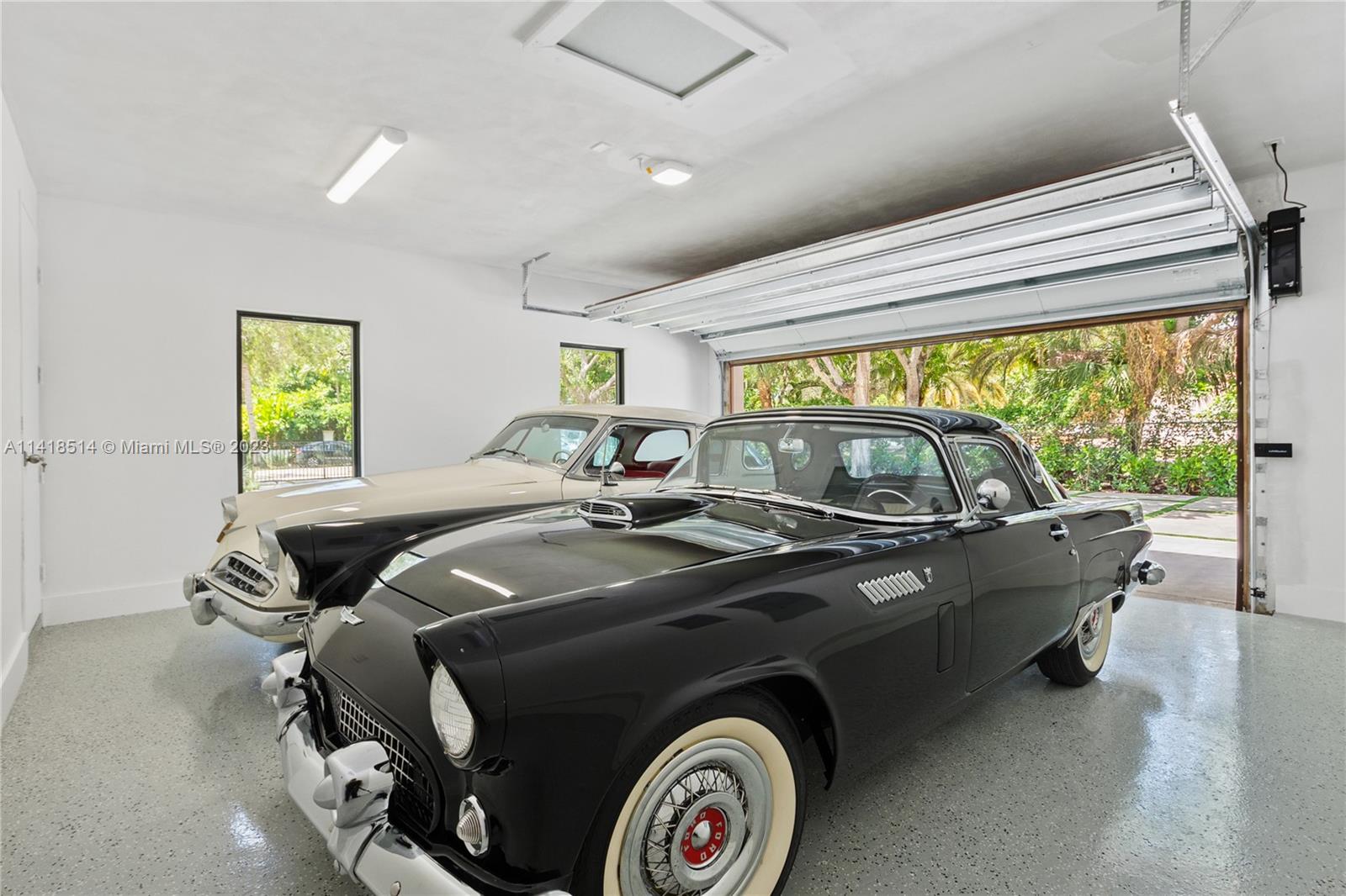 BRUCE-LAURIE SUB - Residential