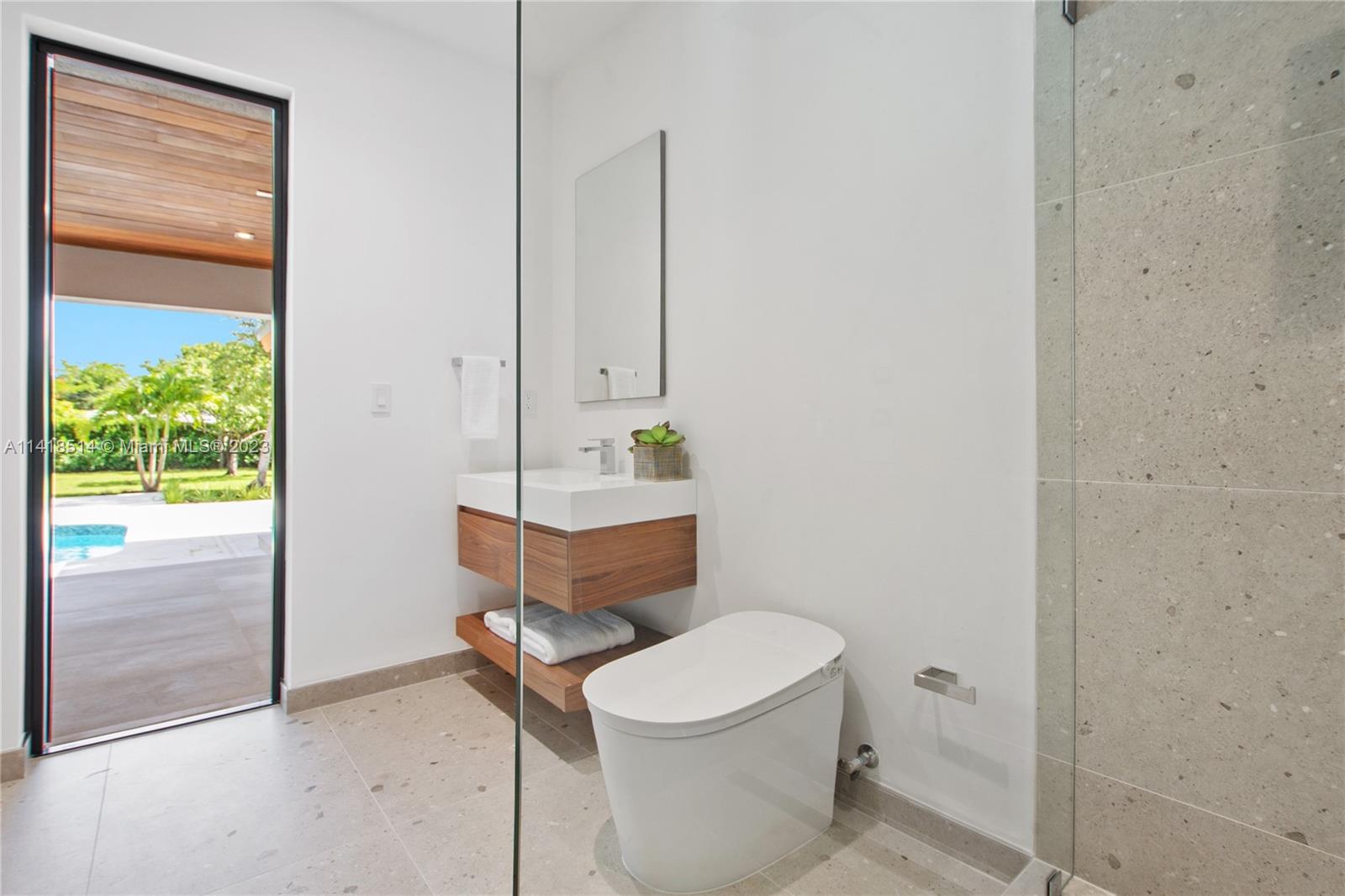 BRUCE-LAURIE SUB - Residential