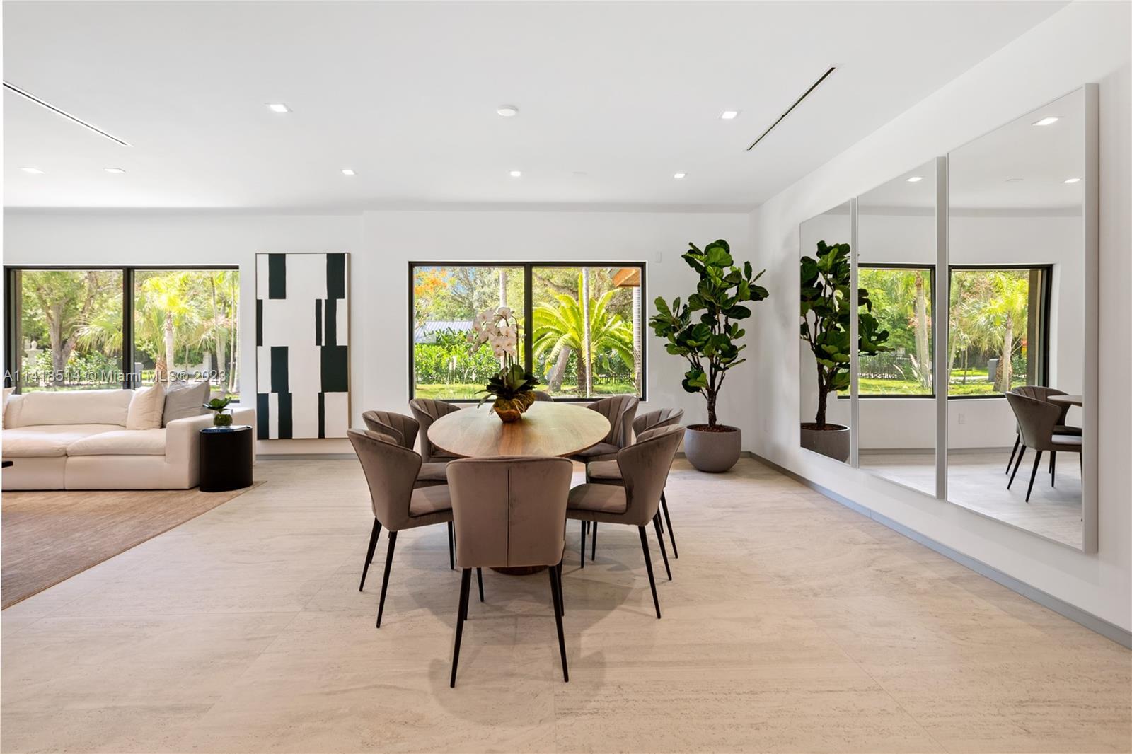 BRUCE-LAURIE SUB - Residential