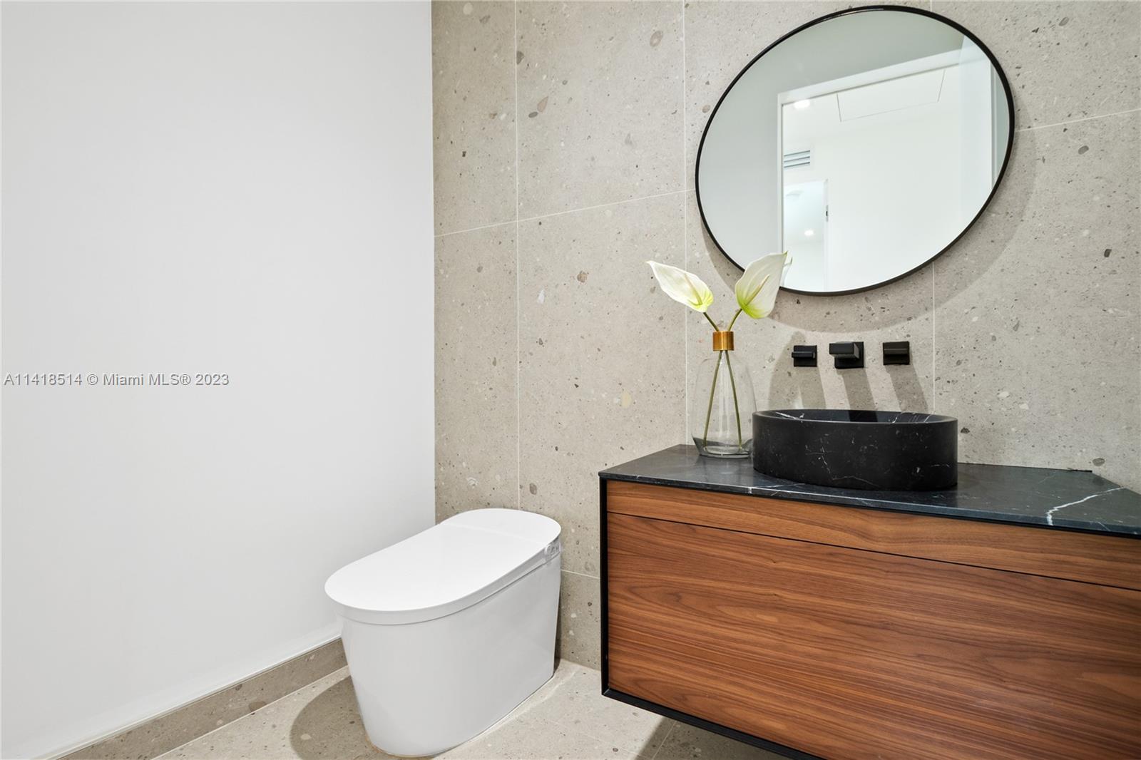 BRUCE-LAURIE SUB - Residential