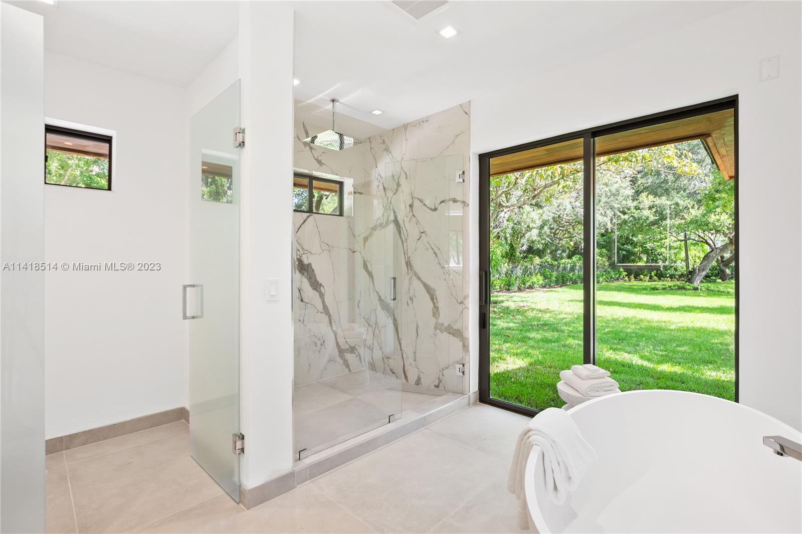 BRUCE-LAURIE SUB - Residential