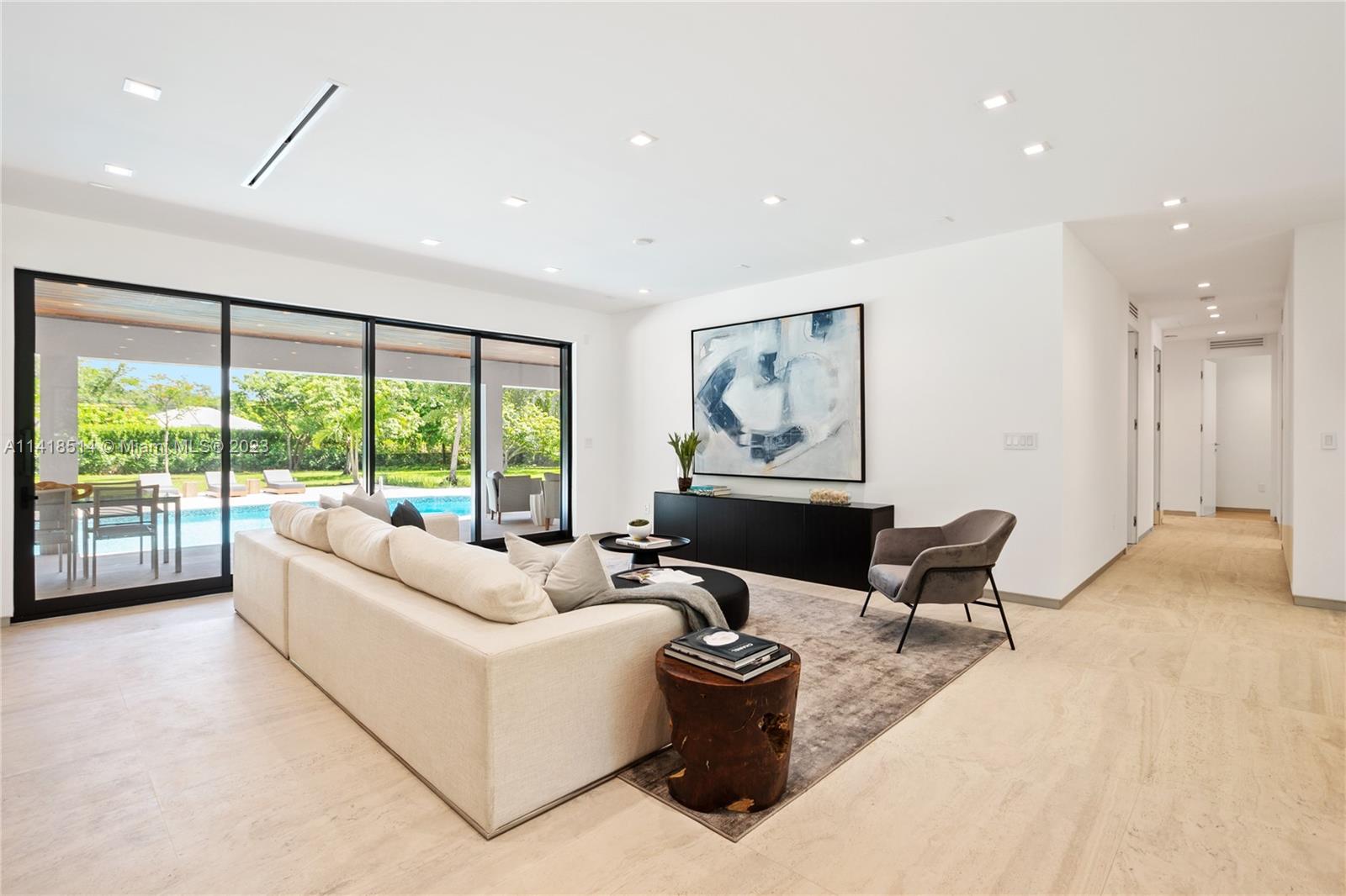 BRUCE-LAURIE SUB - Residential