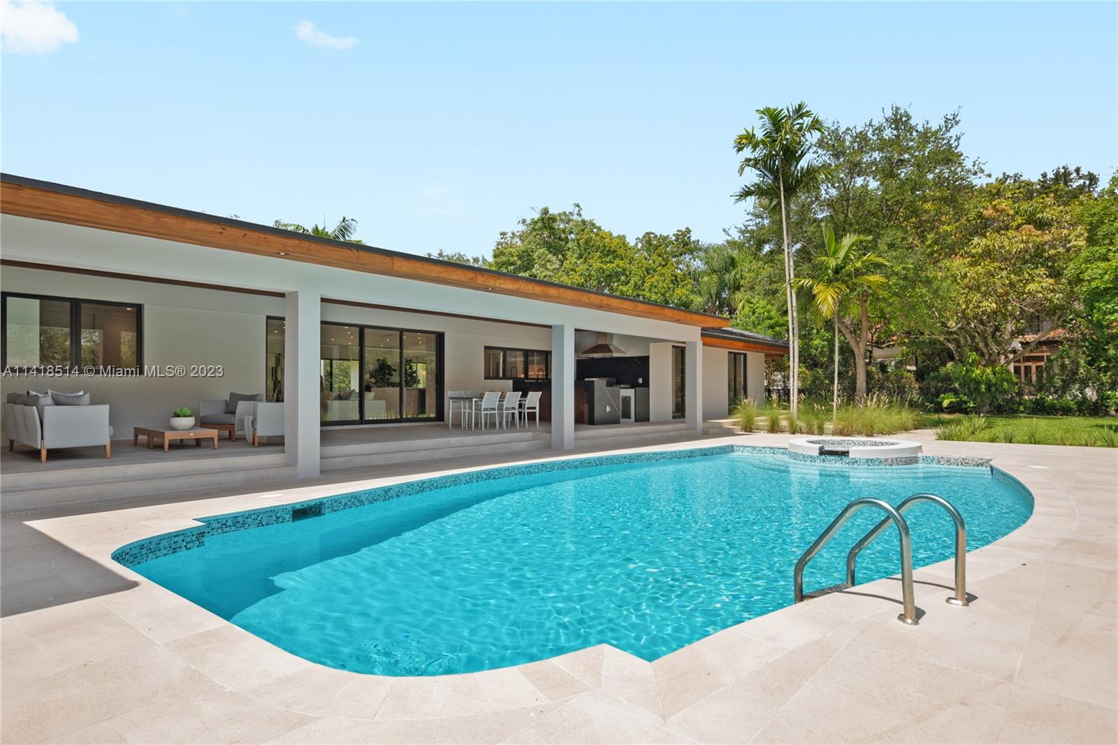 BRUCE-LAURIE SUB - Residential