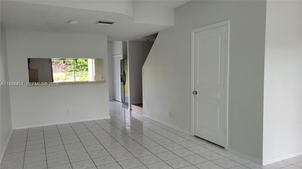 Photo of 16731 Hemingway Dr, Weston, FL 33326 (MLS # A11994451)