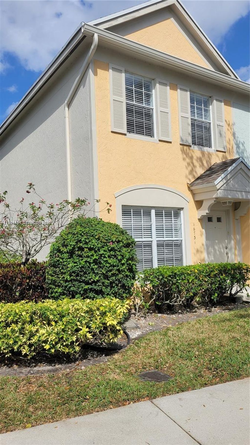 Photo of 16731 Hemingway Dr, Weston, FL 33326 (MLS # A11994451)