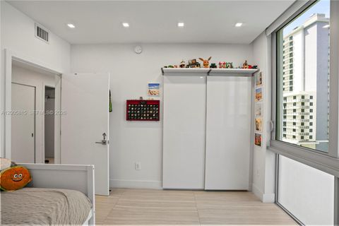 Tiny photo for 16385 NE Biscayne Blvd #1601+2 Parkings, North Miami Beach, FL 33160 (MLS # A12005815)