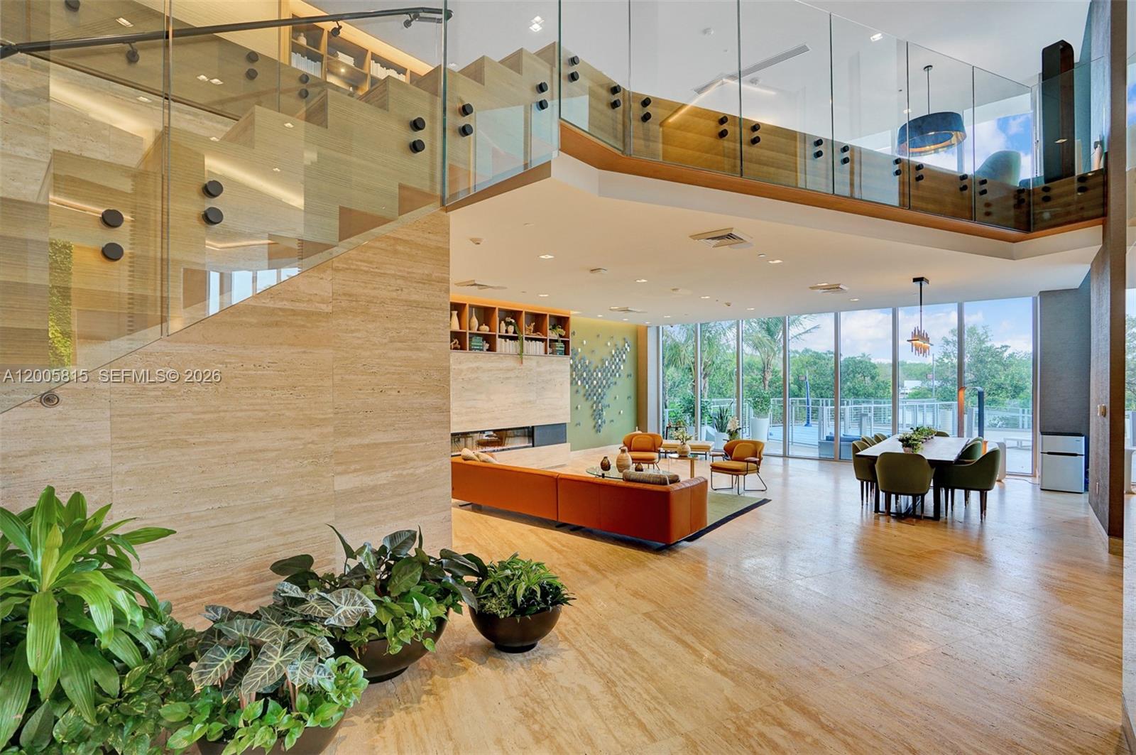 THE HARBOUR NORTH CONDO - Residential