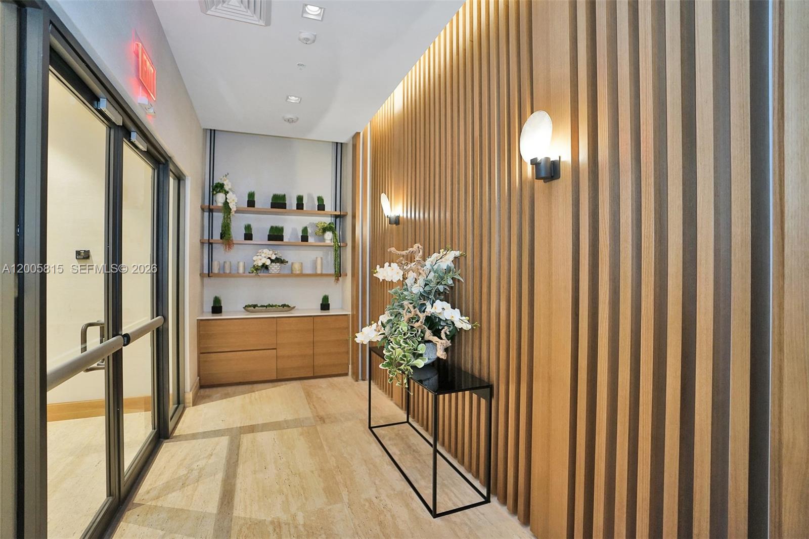 THE HARBOUR NORTH CONDO - Residential