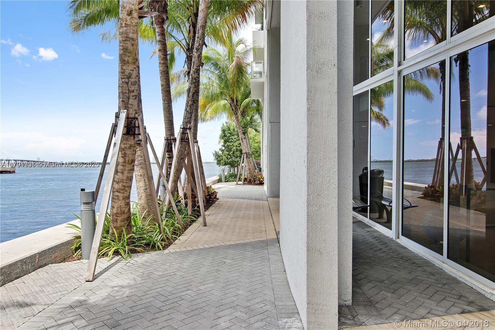 THE CRIMSON CONDO - Residential