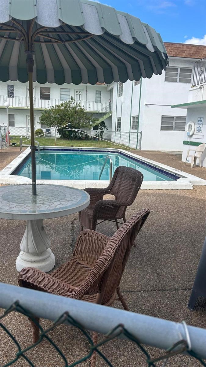 CYPRESS GARDENS CONDOMINI - Residential