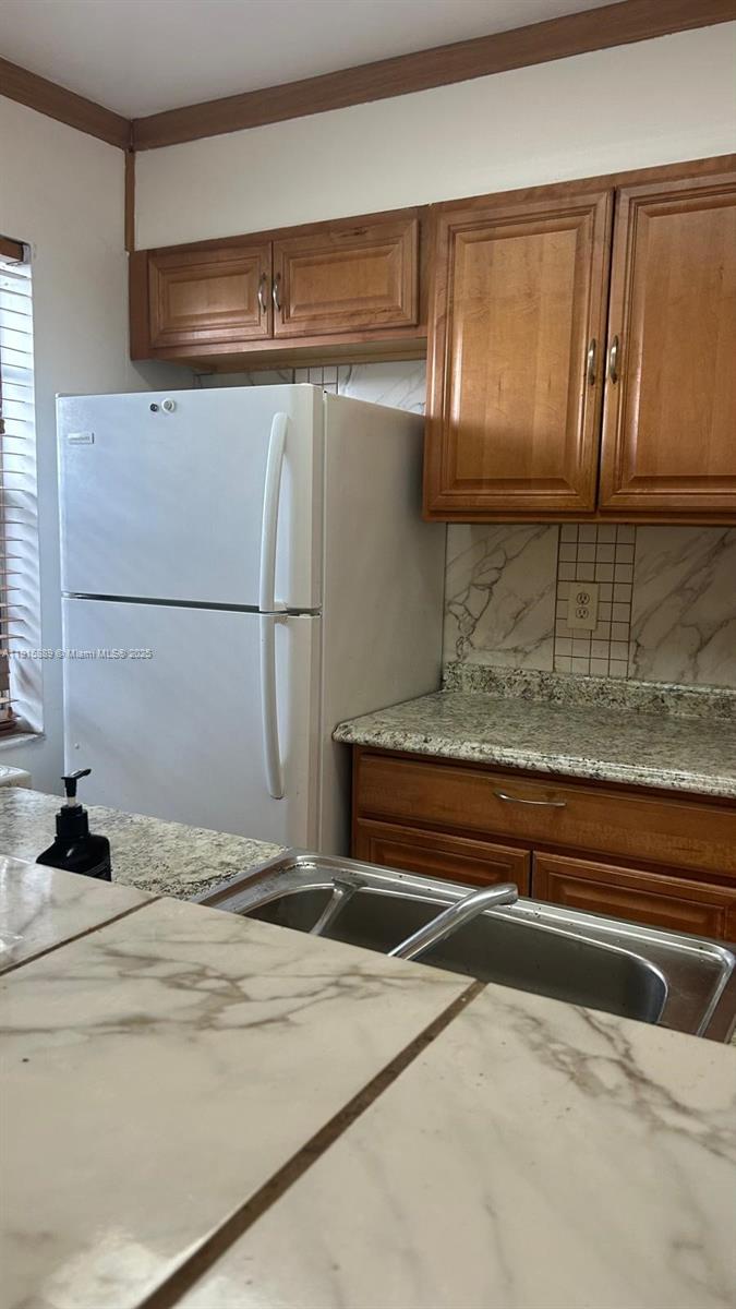 CYPRESS GARDENS CONDOMINI - Residential