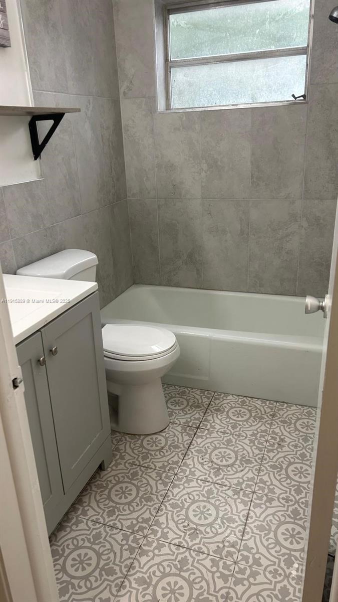 CYPRESS GARDENS CONDOMINI - Residential