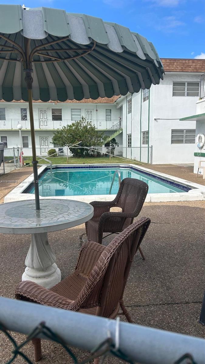 CYPRESS GARDENS CONDOMINI - Residential