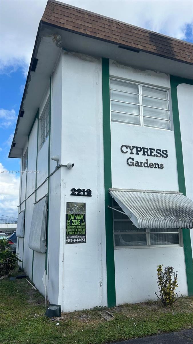 CYPRESS GARDENS CONDOMINI - Residential