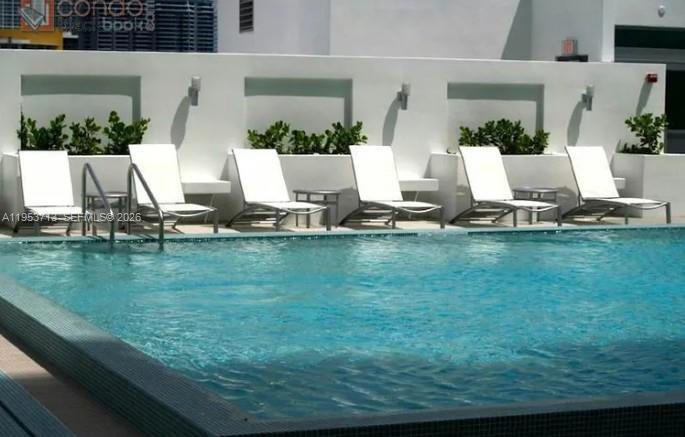 GALLERY ART CONDO - Residential