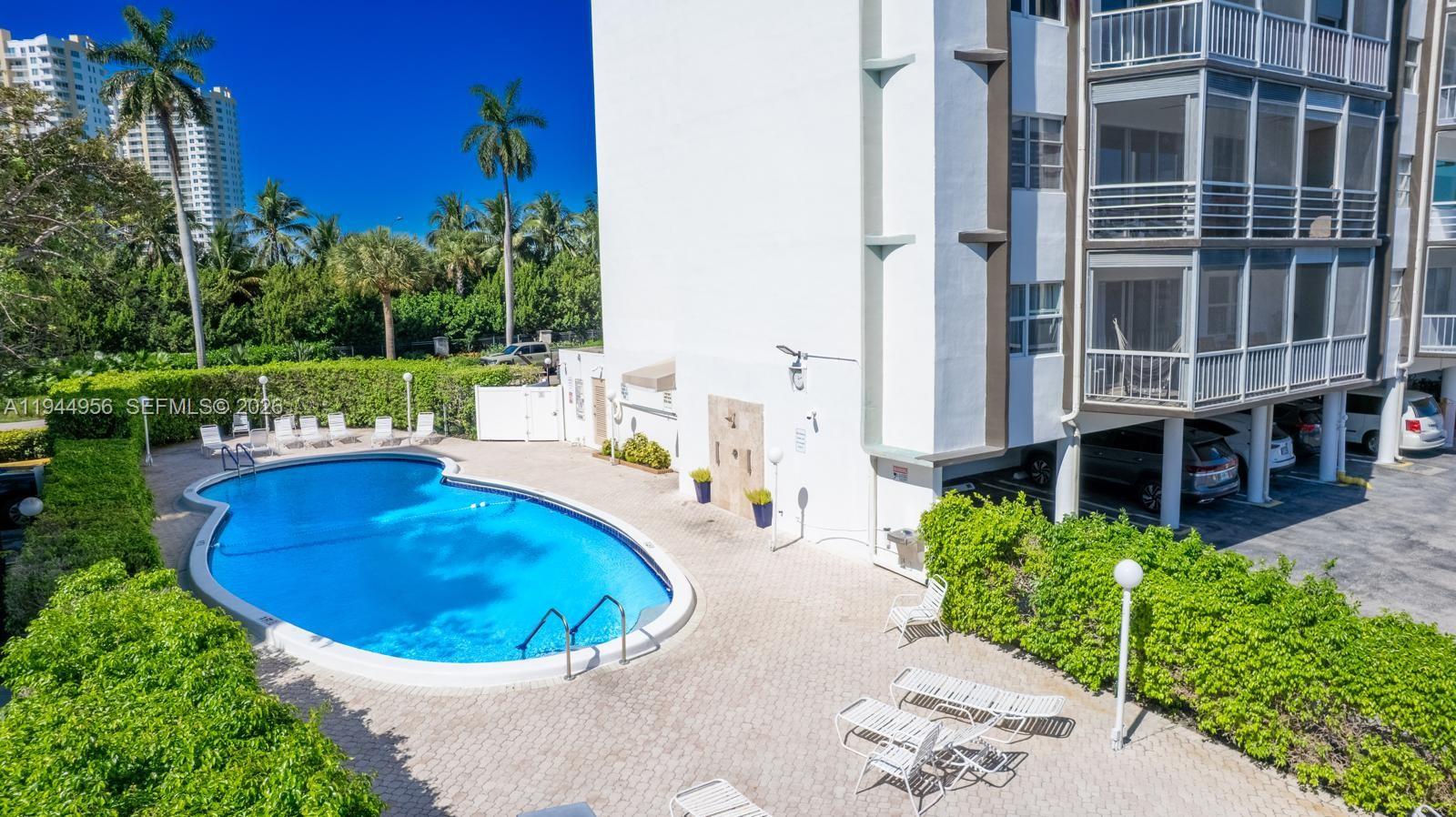 FAIRWAYS RIVIERA NORTH CO - Residential