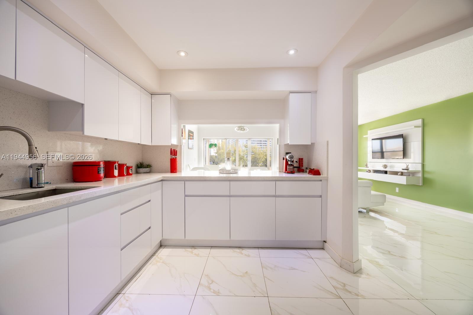 FAIRWAYS RIVIERA NORTH CO - Residential