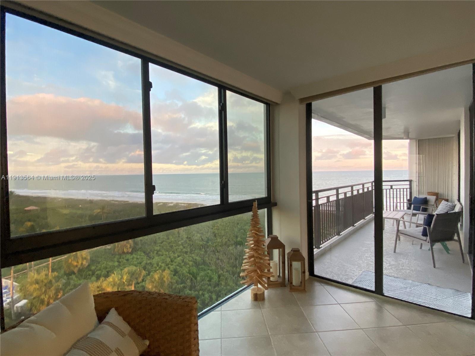 BARCLAY BEACH CLUB PHASE - Residential Lease