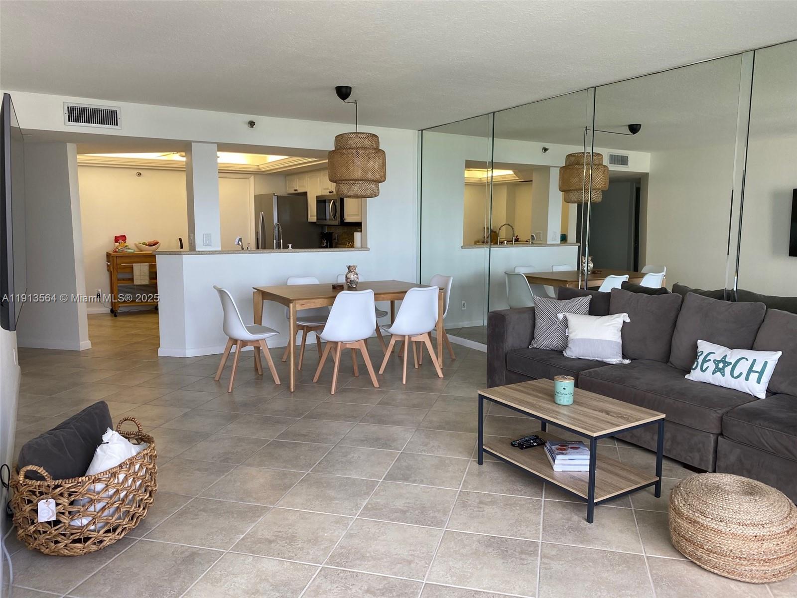 BARCLAY BEACH CLUB PHASE - Residential Lease