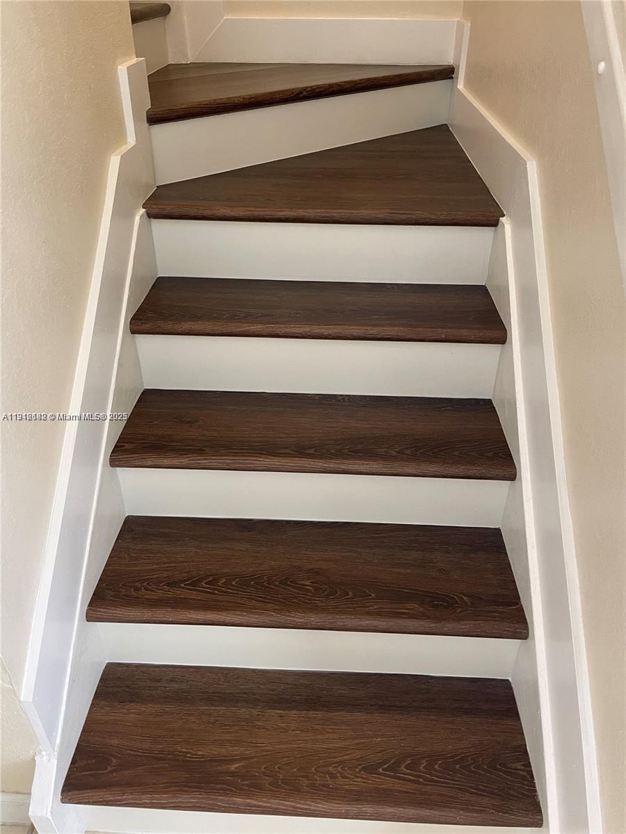 BELLAGIO ARAGON - Residential Lease