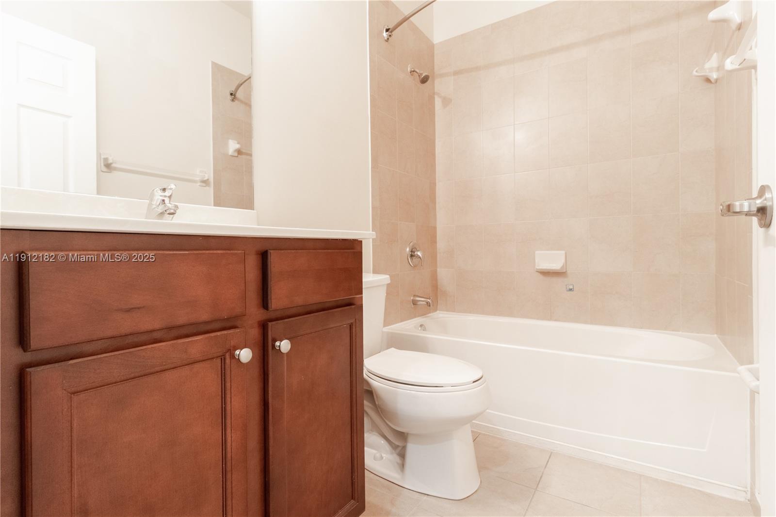 BELLAGIO ARAGON - Residential Lease