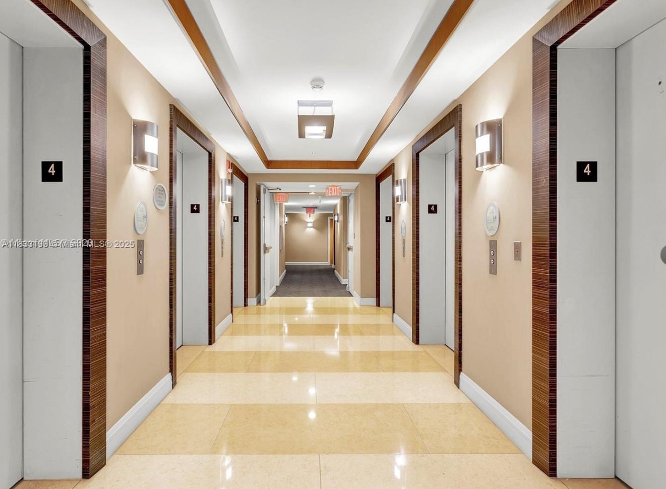 VIZCAYNE NORTH CONDO - Residential