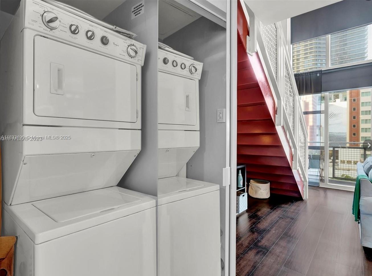 VIZCAYNE NORTH CONDO - Residential