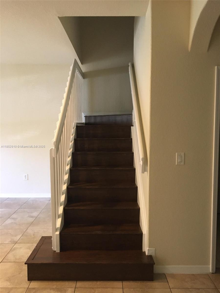 MERRICK PRESERVE CONDO - Residential Lease