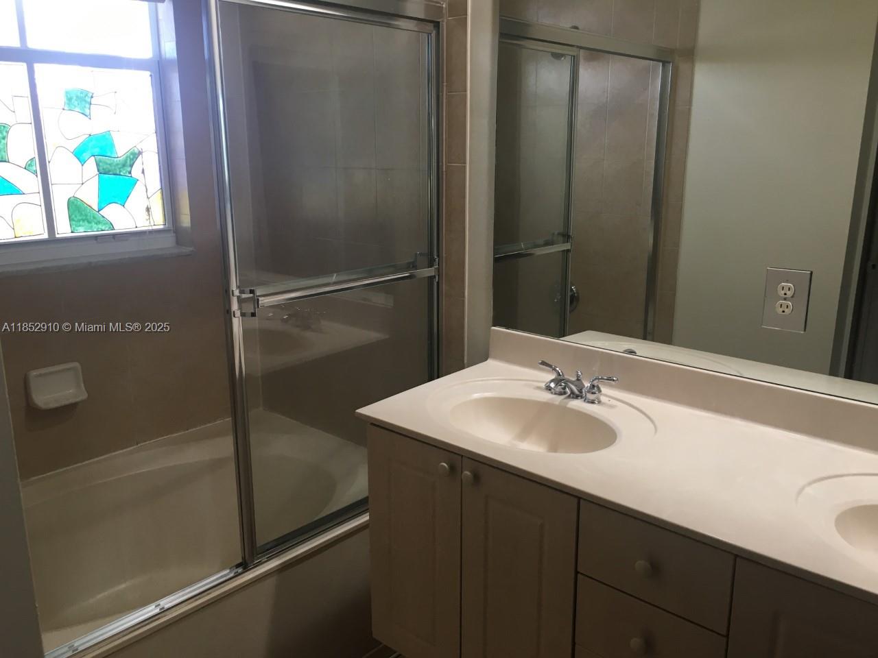 MERRICK PRESERVE CONDO - Residential Lease