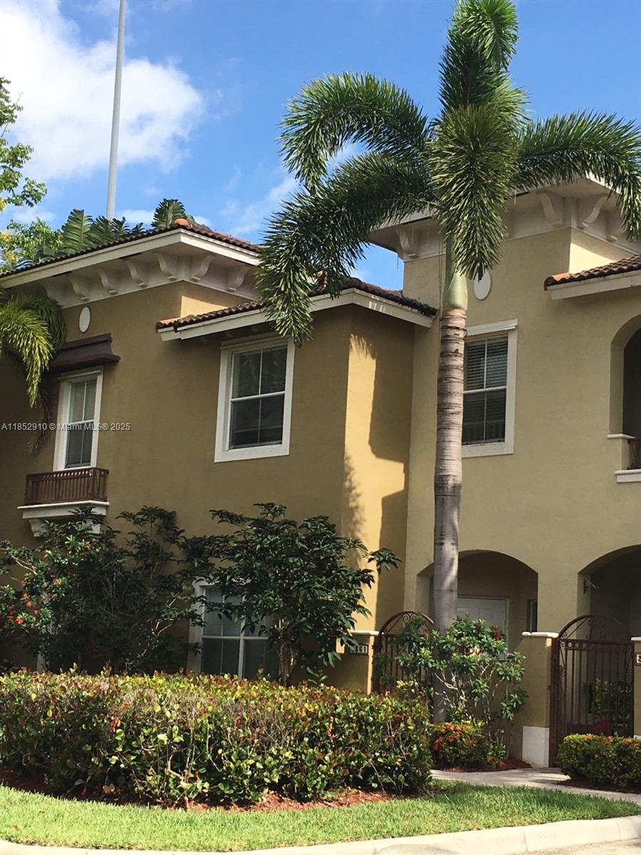 MERRICK PRESERVE CONDO - Residential Lease