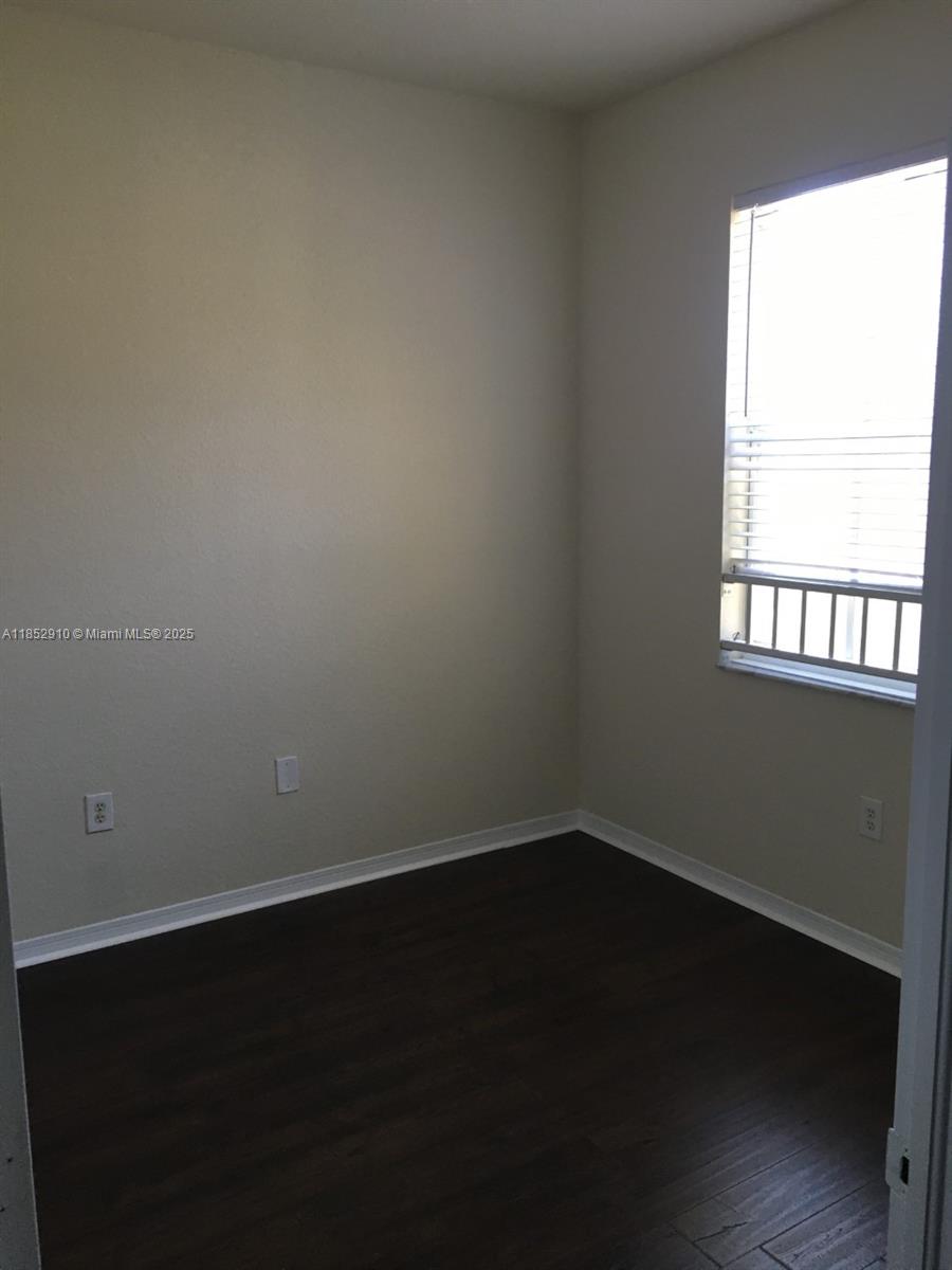 MERRICK PRESERVE CONDO - Residential Lease