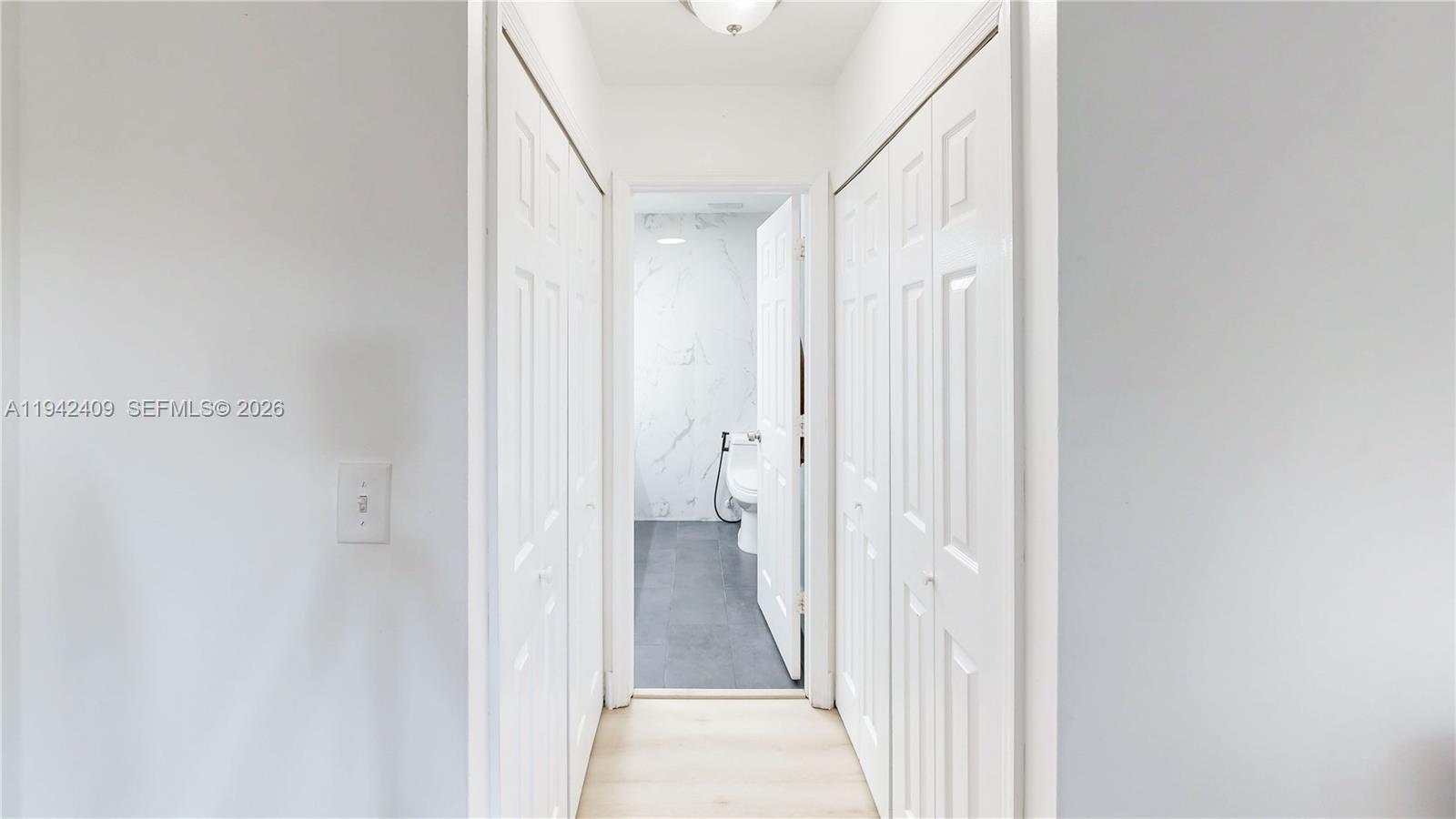 VILLAS AT THE HAMMOCKS CO - Residential