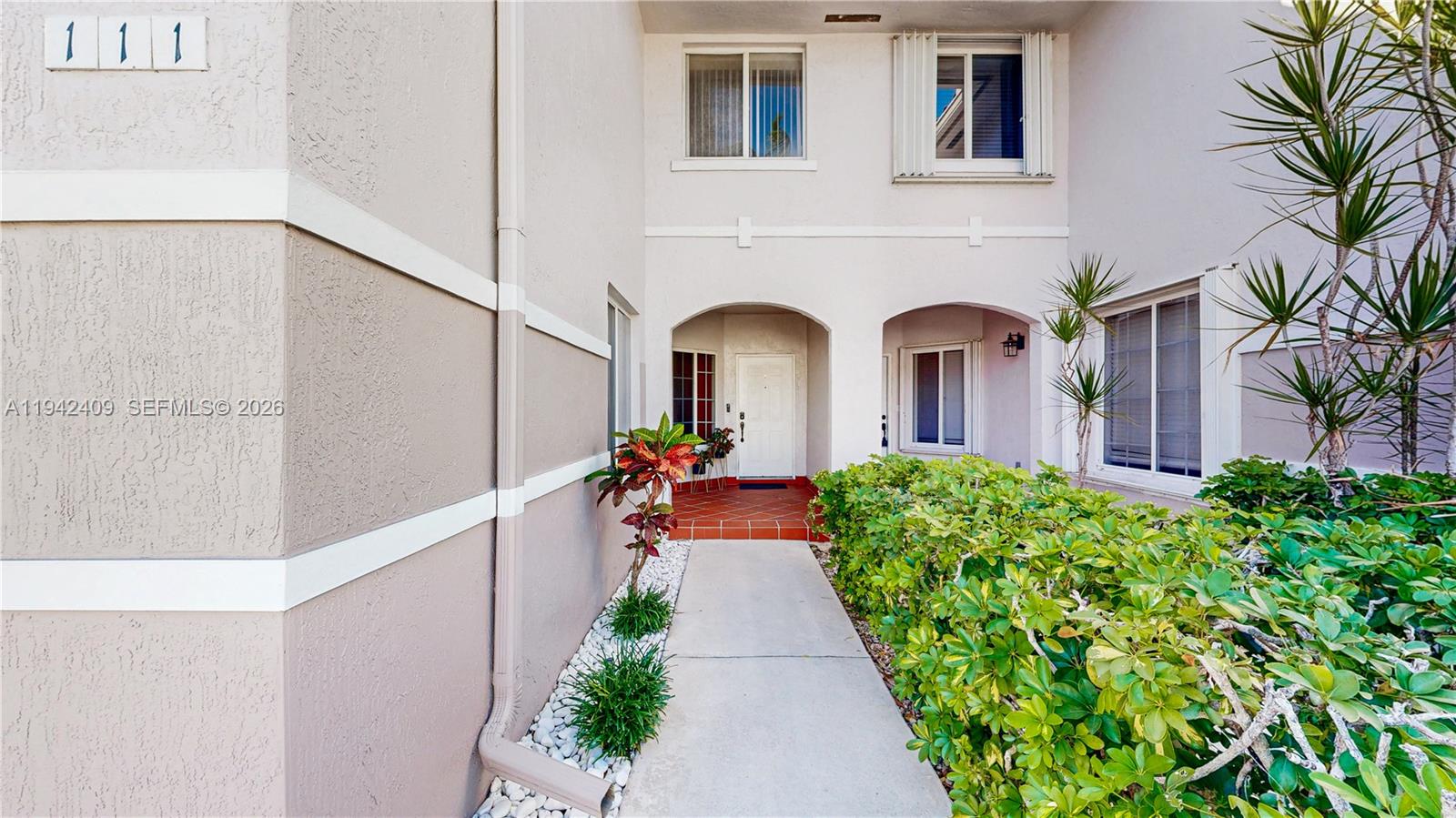 10210 SW 154th Pl 111-8