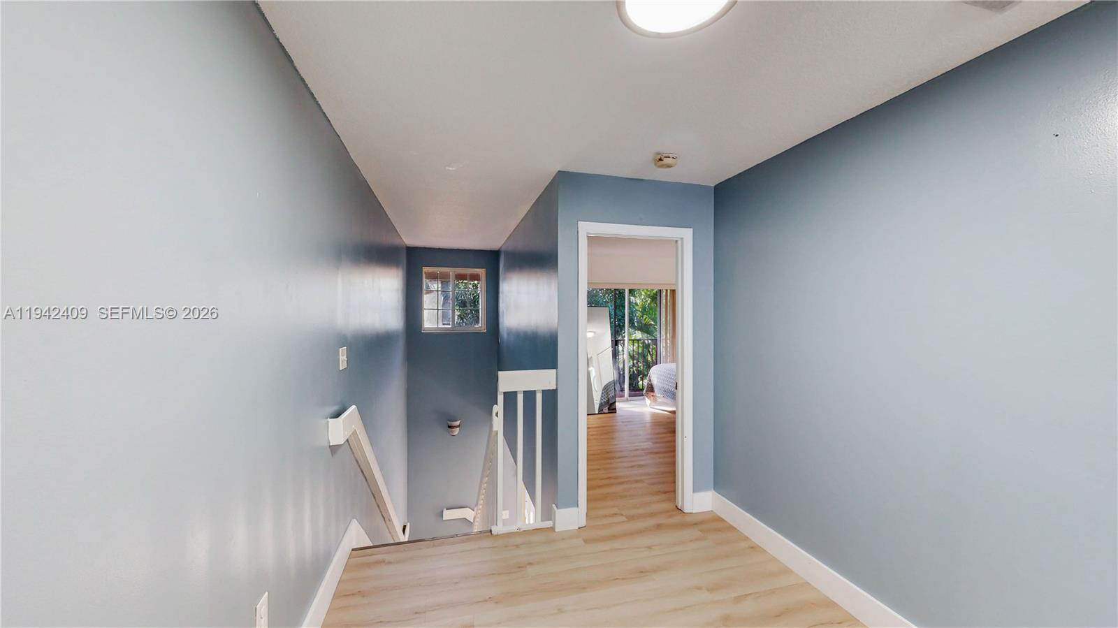 VILLAS AT THE HAMMOCKS CO - Residential