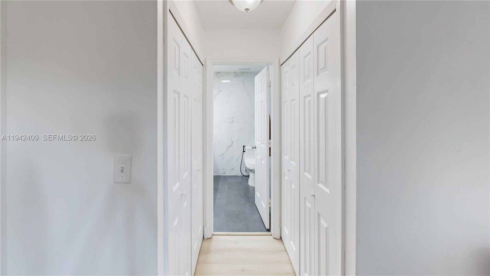 VILLAS AT THE HAMMOCKS CO - Residential