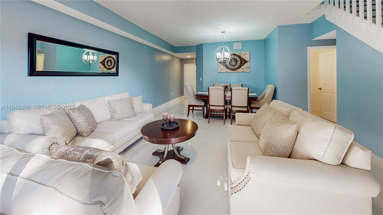 VILLAS AT THE HAMMOCKS CO - Residential