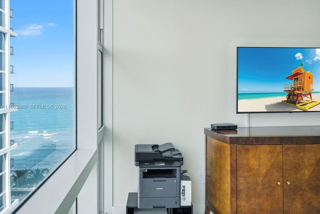 6801 Collins Ave 1414