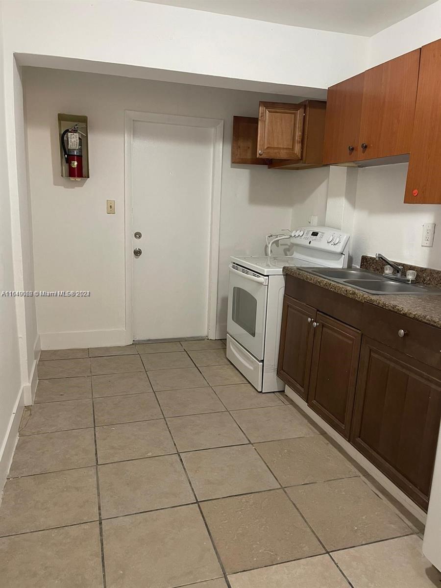 CARVER PARK - Residential Income