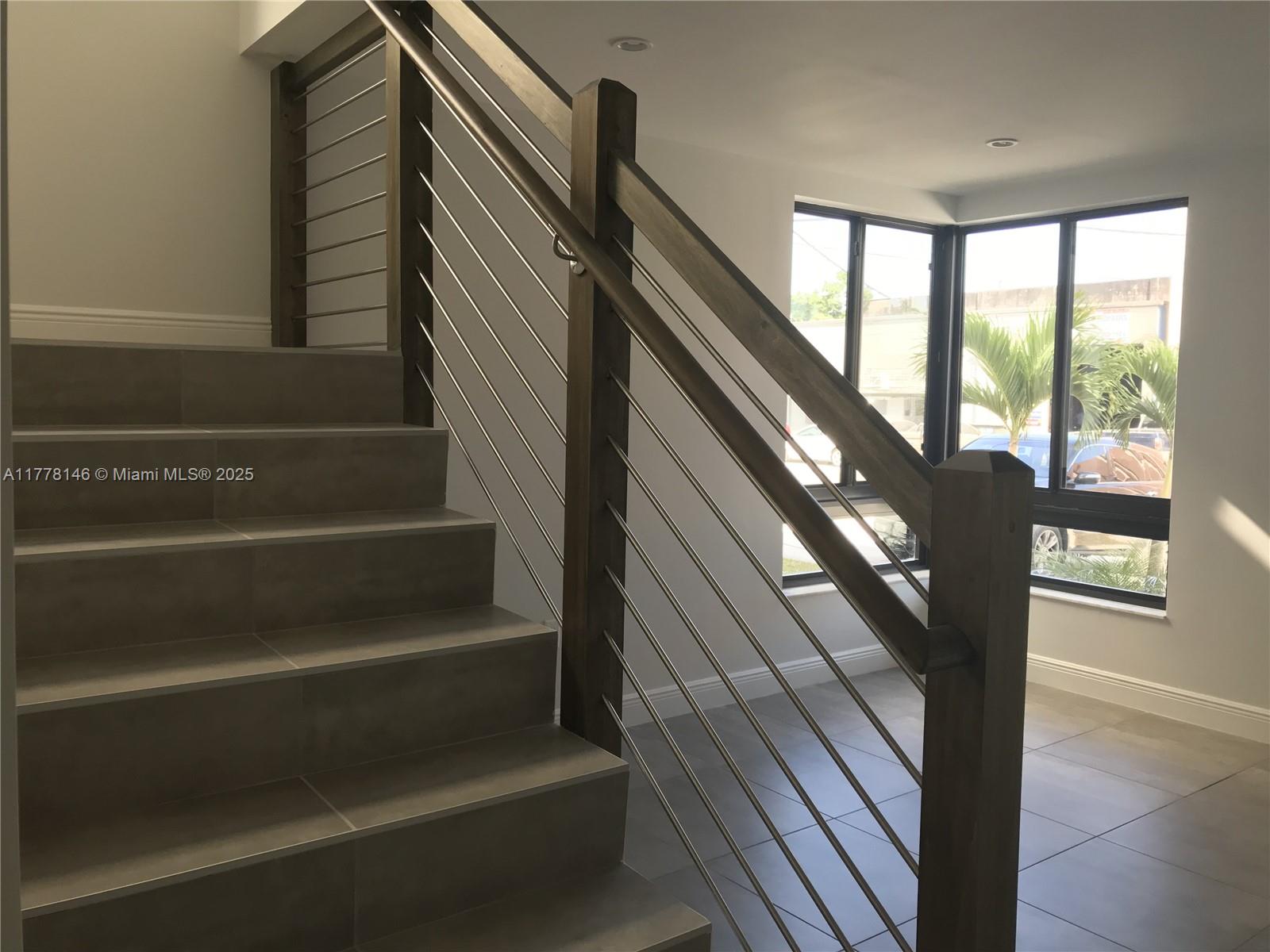 4384-4400 E 10th Ave