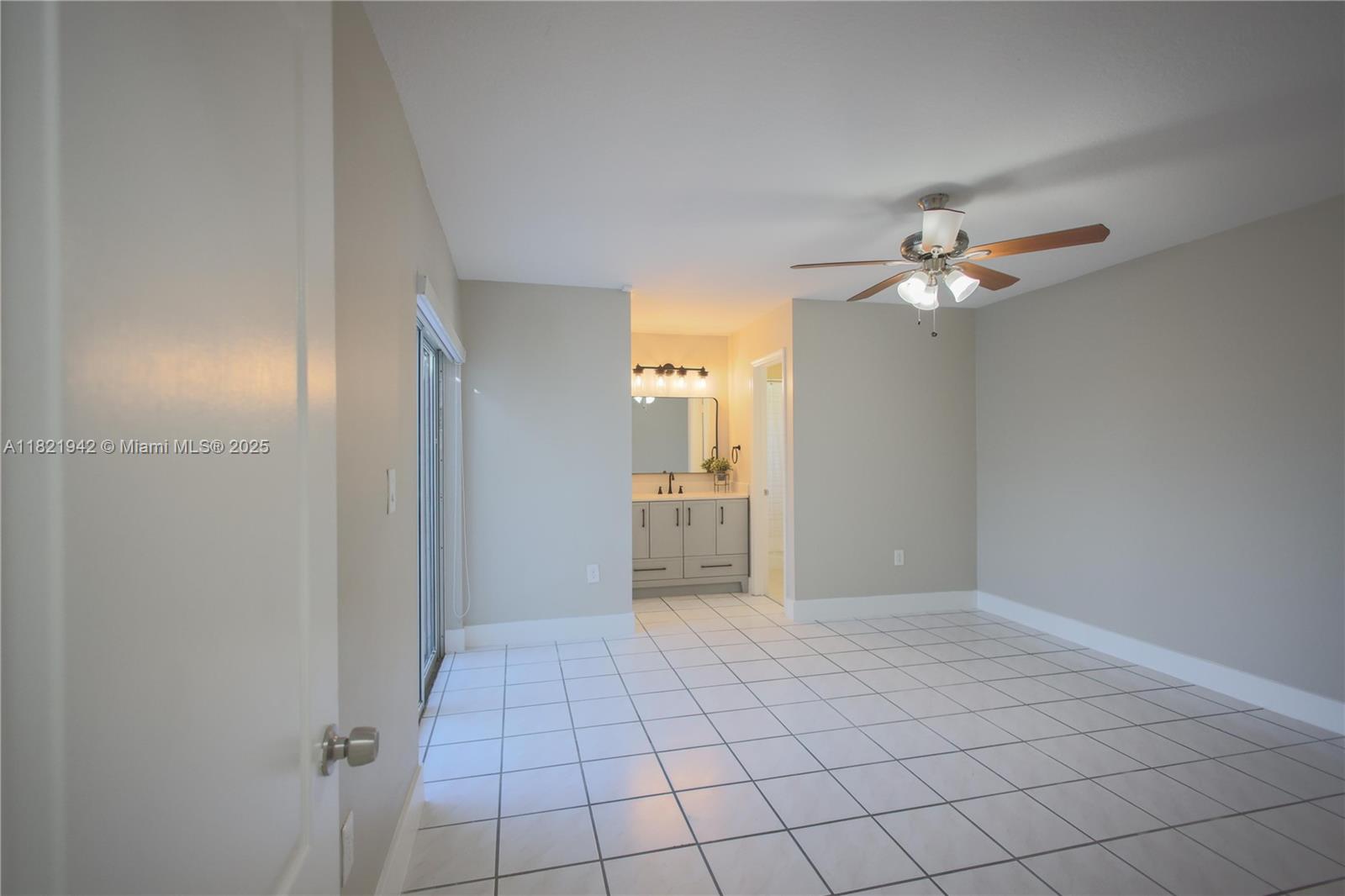 MAJESTIC HOMES - Residential
