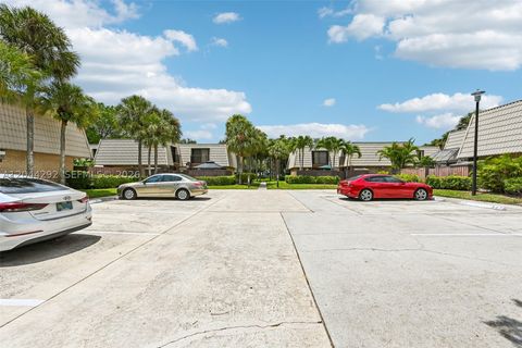 Tiny photo for 5016 50th Way, West Palm Beach, FL 33409 (MLS # A12044292)