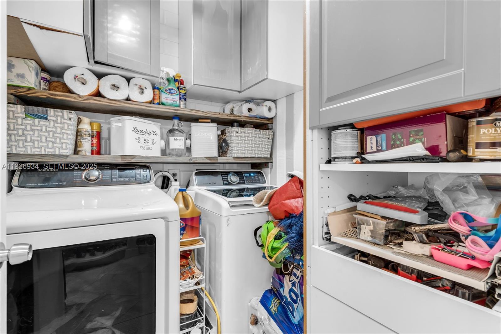 EVERGLADES SUGAR & LAND - Residential Lease