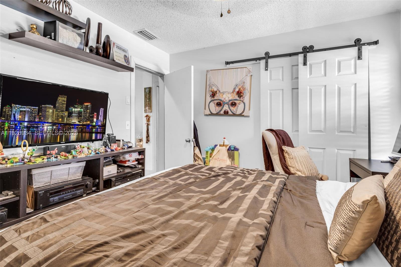 EVERGLADES SUGAR & LAND - Residential Lease